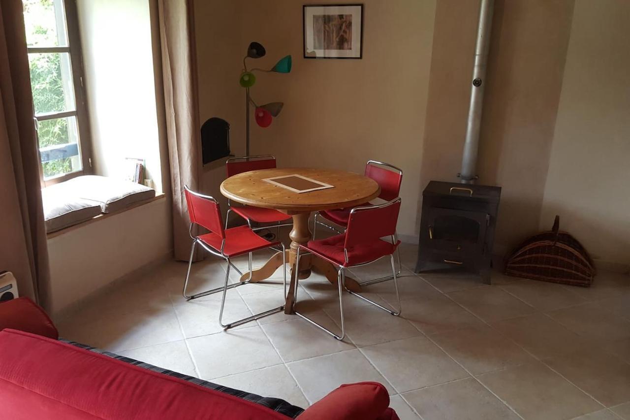 Joli Gite En Ariege Avec Vue Buzan Luaran gambar